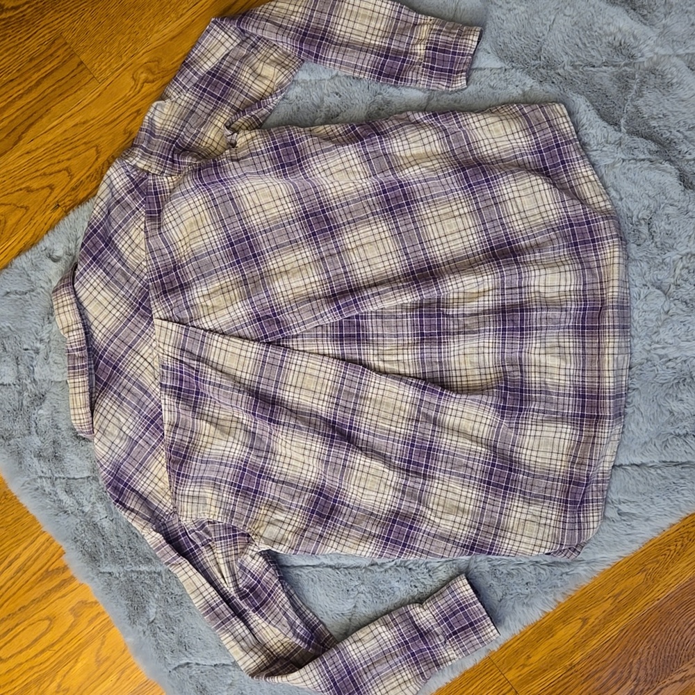 Patagonia Purple/White Plaid Button Down Shirt, Women's Medium, Great Condition - Picture 13 of 13